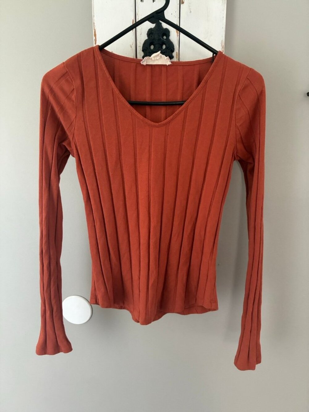 Pink Republic long sleeve v-neck top size XS